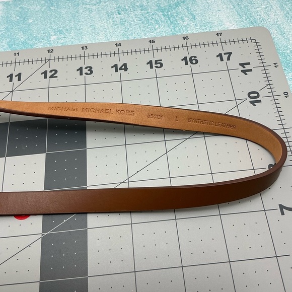 Brown Crossbody Bag‎ with Chain Detail - Picture 3 of 8